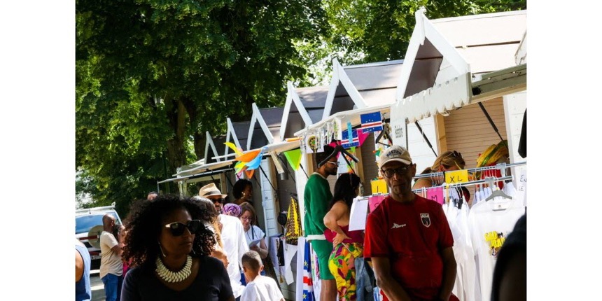 Photo de 60 ans de l'immigration capverdienne - Les allees de betange ont pris des airs de kermesse le parfum des mets cap verdiens en plus