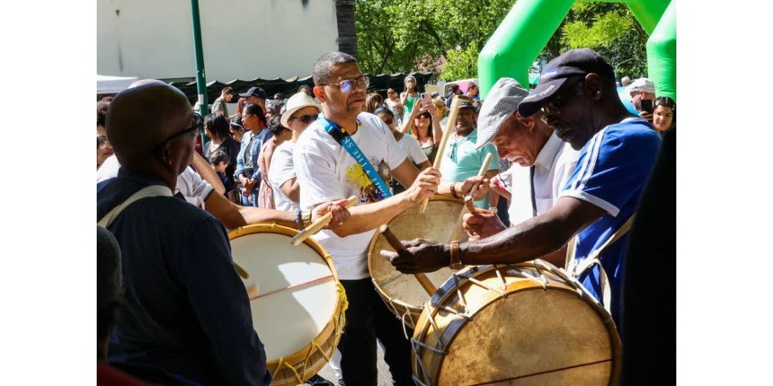 Photo de 60 ans de l'immigration capverdienne - Une fete cap verdienne sans tambours n en est pas une